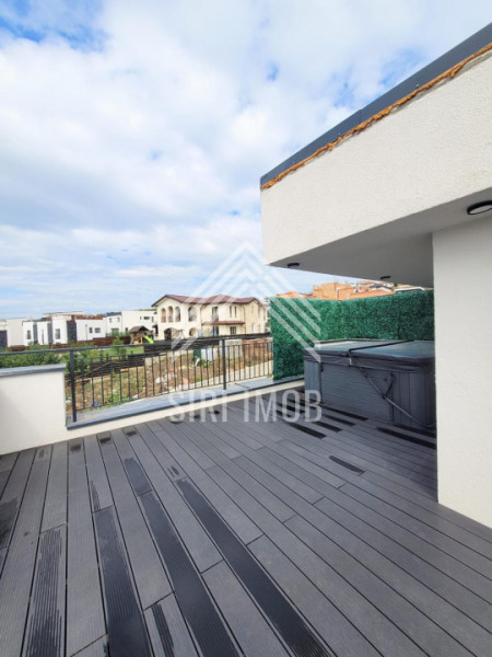 Casa deosebita cu 4 camere, terasa, jacuzzi si parcare in zona Voronet