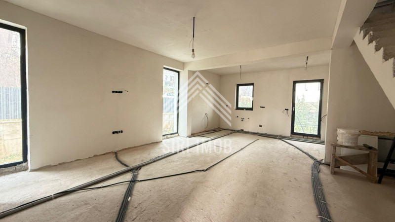 Casa tip Duplex 4 camere, Floresti, str.Tautiului, gradina, terasa, parcare