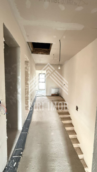 Casa tip Duplex 4 camere, Floresti, str.Tautiului, gradina, terasa, parcare