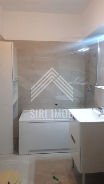 Apartament cu 2 camere, balcon si parcare subterana in Elite Junior Residence