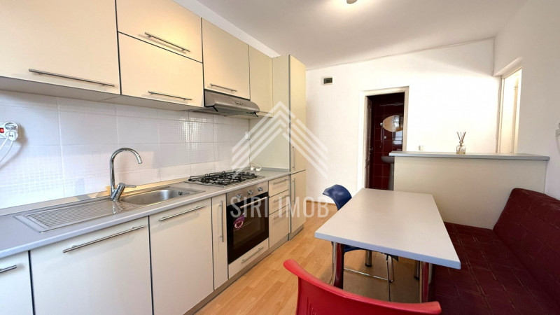 Apartament 1 camera, cart.Manastur, zona Negoiu, parcare, balcon, et.intermediar