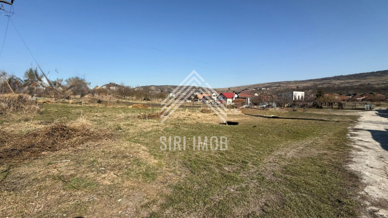 Teren intravilan 710 mp, Chinteni, str.Ion Creanga, utilitati