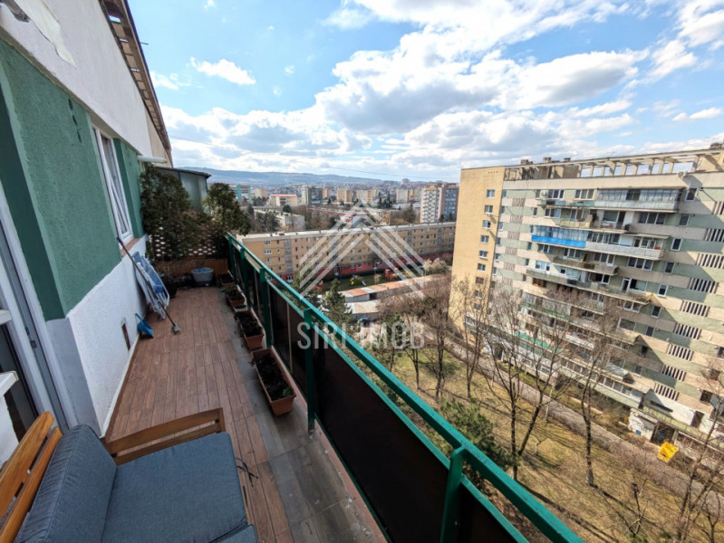 Apartament 2 camere Gheorgheni-Balcon generos cu priveliste-Locatie excelenta