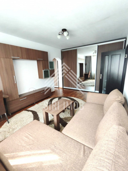Apartament 2 camere, Semicentral, poziție excelentă, etaj intermediar,zonă verde