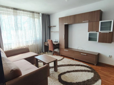 Apartament 2 camere, Semicentral, poziție excelentă, etaj intermediar,zonă verde