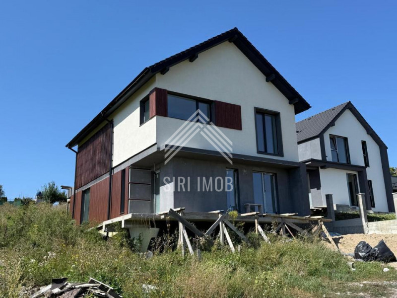 Casă individuală cu vedere panoramică | 136 mp utili + mansardă | 700 mp teren |