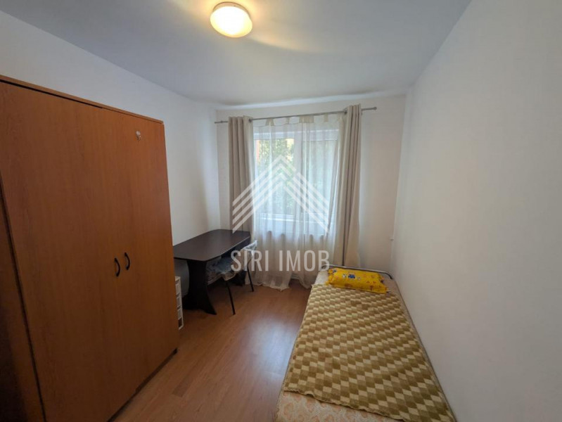 Apartament cu 4 camere decomandate si balcon in Manastur, zona complex Big 