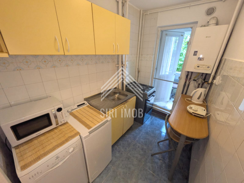Apartament cu 4 camere decomandate si balcon in Manastur, zona complex Big 