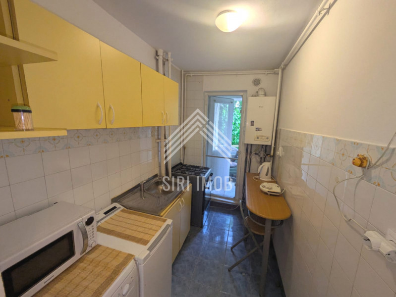 Apartament cu 4 camere decomandate si balcon in Manastur, zona complex Big 