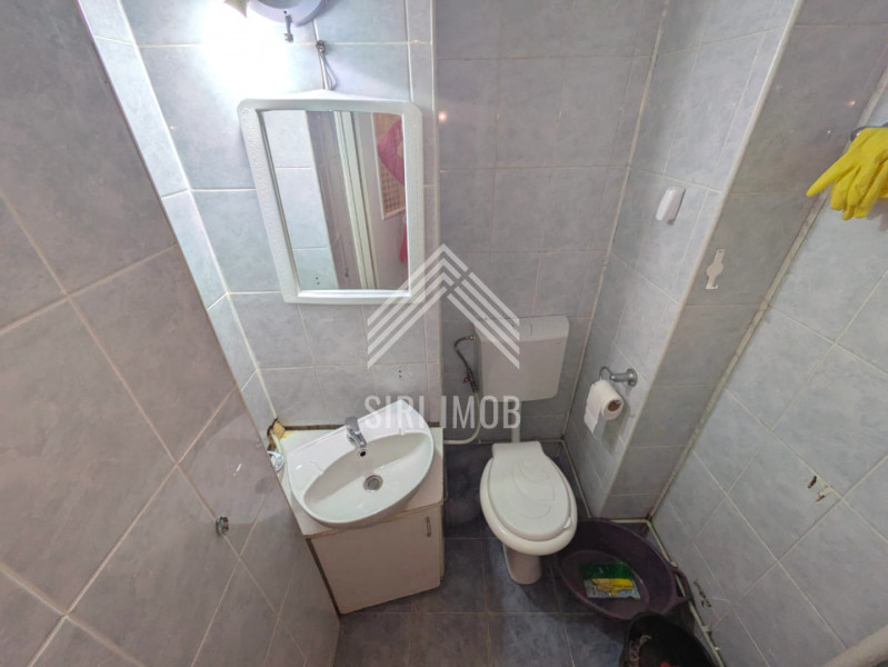 Apartament cu 4 camere decomandate si balcon in Manastur, zona complex Big 