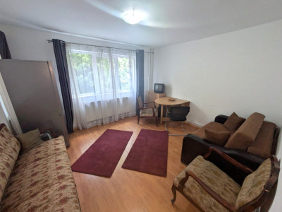 Apartament cu 4 camere decomandate si balcon in Manastur, zona complex Big 