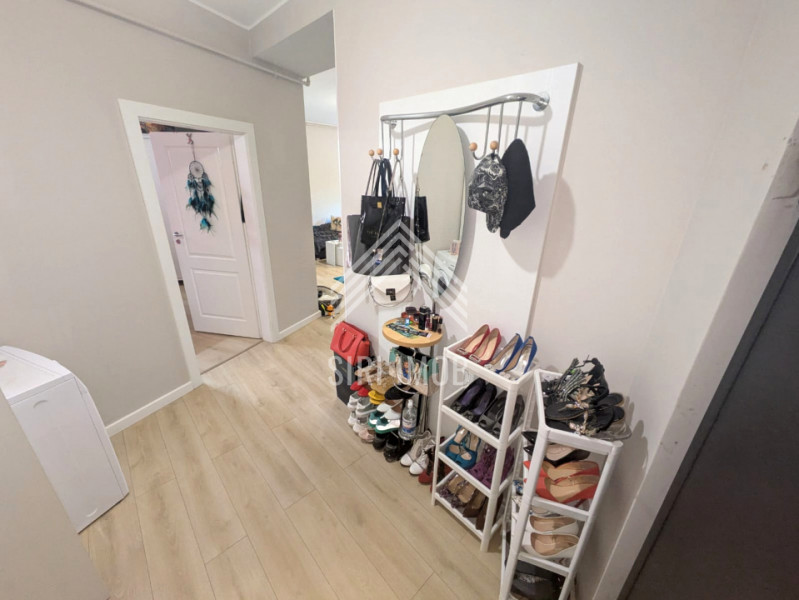 Apartament cu 2 camere, terasa (40mp) si parcare in Buna Ziua