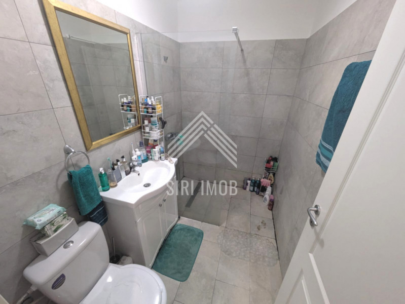 Apartament cu 2 camere, terasa (40mp) si parcare in Buna Ziua