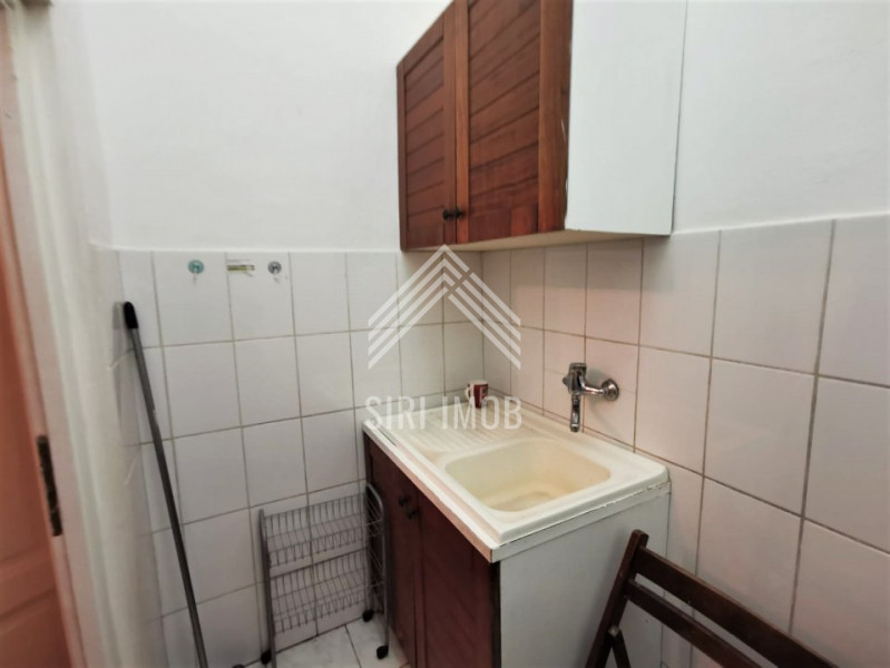 Apartament cu 2 camere ultracentral de vanzare 