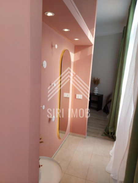 Apartament deosebit semicentral de vanzare 