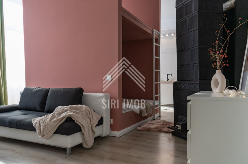 Apartament deosebit semicentral de vanzare 