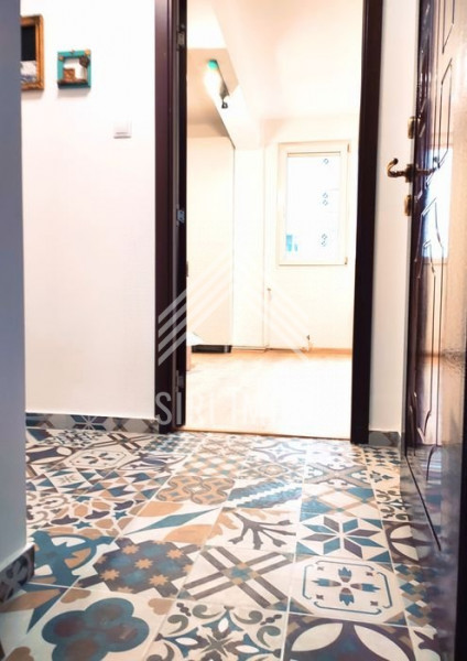 Apartament cu 3 camere de vanzare pe strada Horea