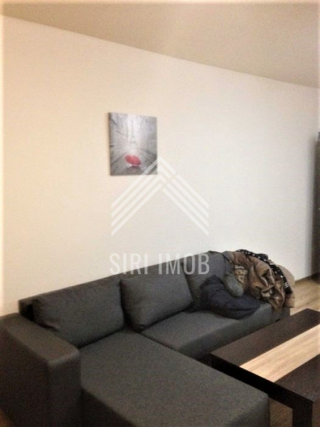 Apartament cu 3 camere de inchiriat in zona Intre Lacuri