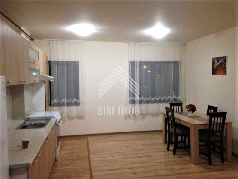 Apartament cu 3 camere de inchiriat in zona Intre Lacuri