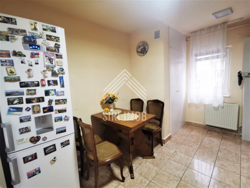 Apartament cu 3 camere de vanzare in Marasti