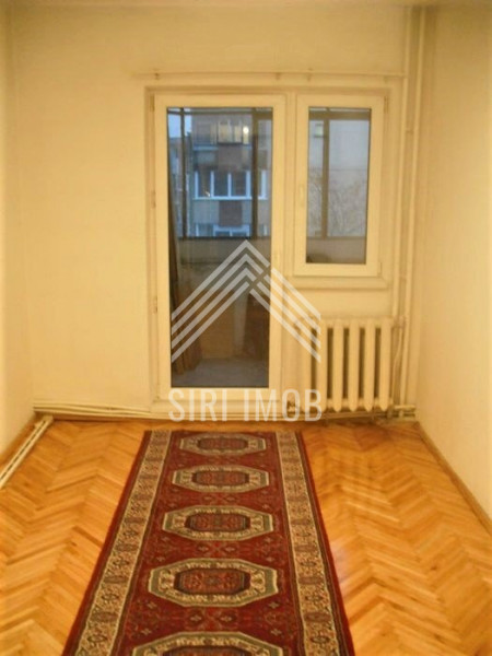 Apartament cu 3 camere decomandate de vanzare in Marasti