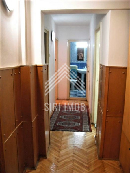 Apartament cu 3 camere decomandate de vanzare in Marasti