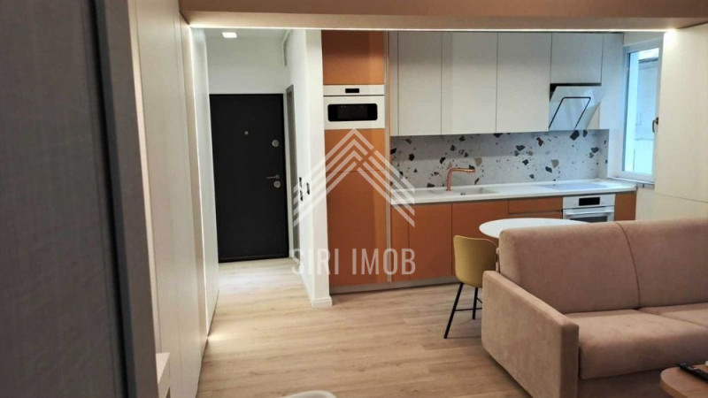 Apartament cu 2 camere de inchiriat in Piata Mihai Viteazul