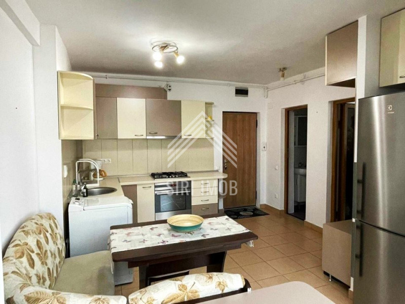 Apartament cu 2 camere de inchiriat in Centru