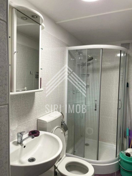 Apartament cu 2 camere de inchiriat in Centru