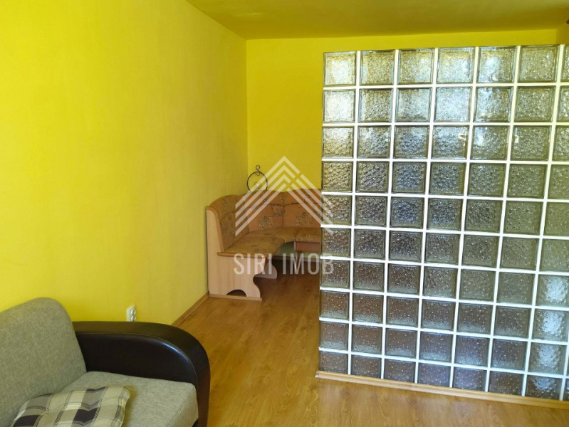 Apartament cu 2 camere de inchiriat in Centru