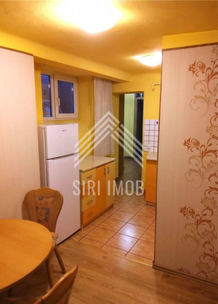 Apartament cu 2 camere de inchiriat in Centru