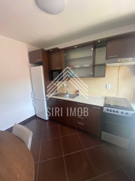 Apartament spatios cu 2 camere si parcare de inchiriat in Manastur