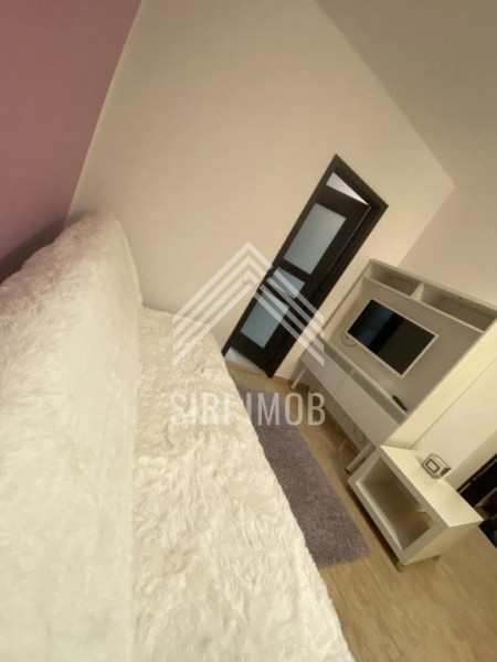 Apartament semicentral cu 3 camere de inchiriat