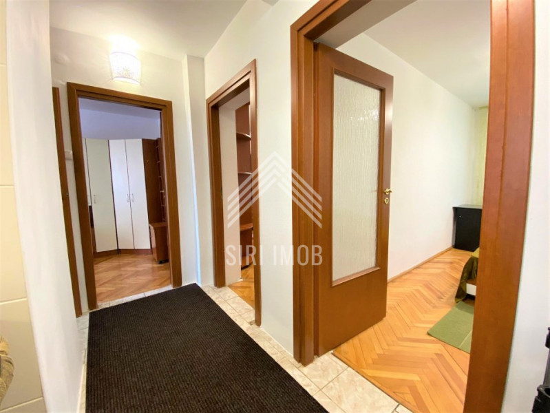 Apartament 3 camere, cat.Gheorgheni, aleea Baisoara, centrala proprie, balcon