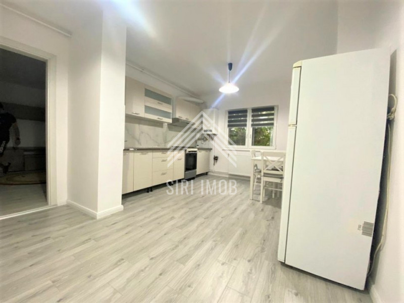 Apartament 2 camere, cart.Plopilor, zona SalaSportului, centrala proprie, balcon