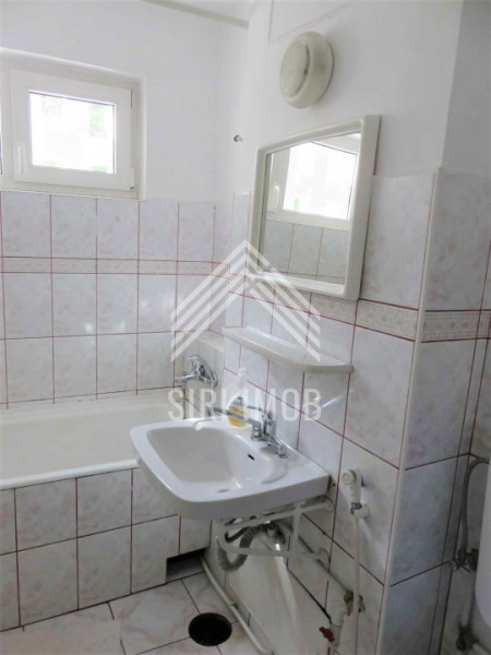 Apartament 3 camere, cart.Grigorescu, zona CasaRadio, centrala proprie