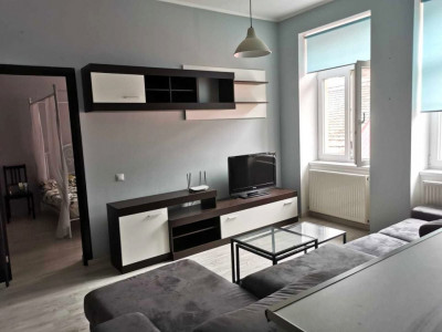 Apartament cu 2 camere in Centru