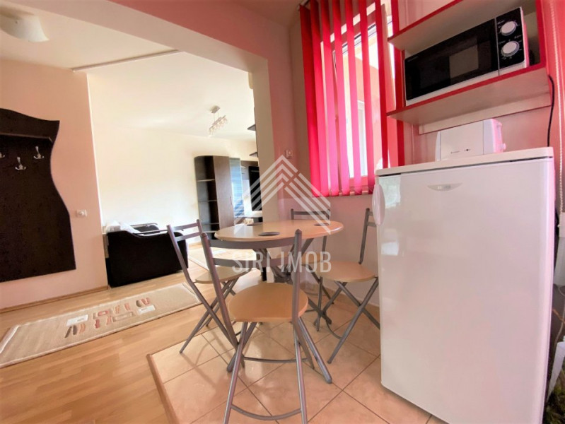 Apartament 1 camera , cart.Zorilor, str. Sighisoarei, centrala proprie, balcon