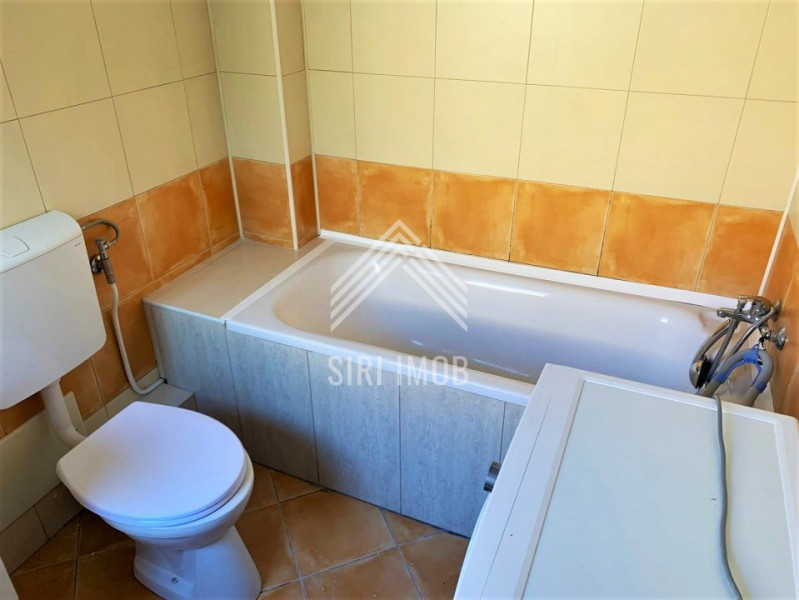 Apartament cu 2 camere in vila in Andrei Muresanu