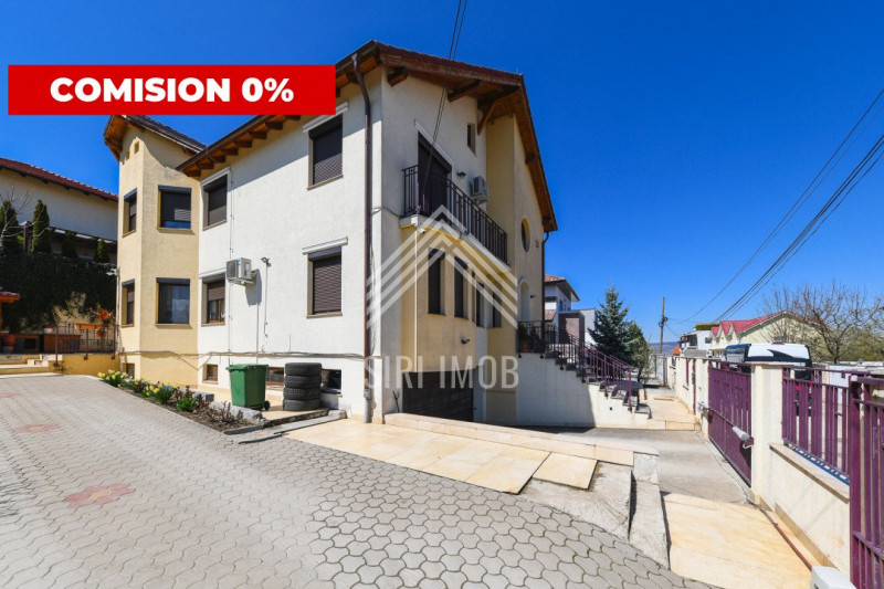 Vila moderna cu 7 camere in Andrei Muresanu COMISION 0%!!