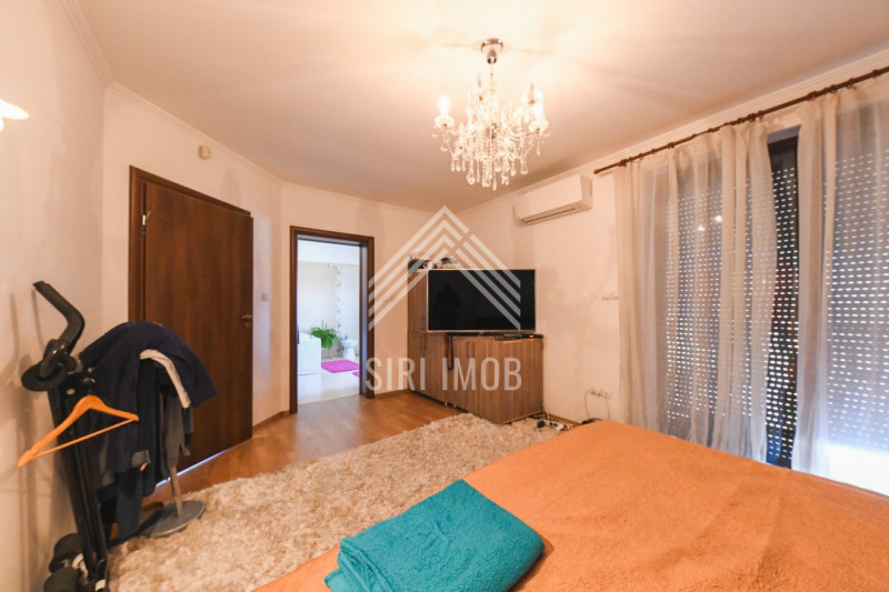 Vila moderna cu 7 camere in Andrei Muresanu COMISION 0%!!