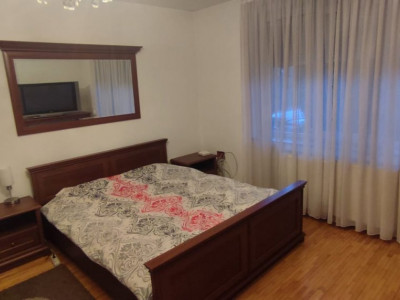 Apartament 3 camere decomandat confort LUX  in Andrei Muresanu !!