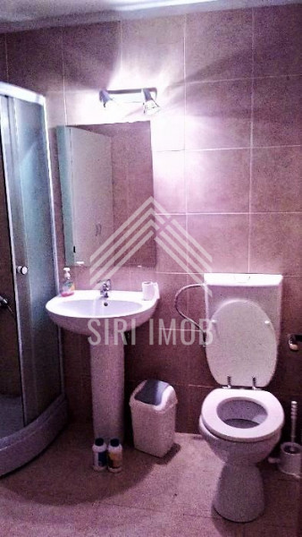 Apartament cu 3 camere de vanzare in Hasdeu