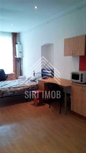 Apartament cu o camera de vanzare in Centru