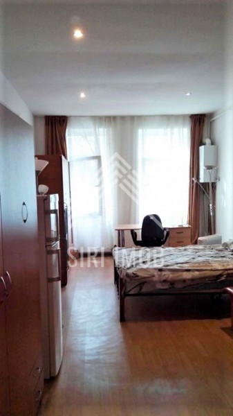 Apartament cu o camera de vanzare in Centru