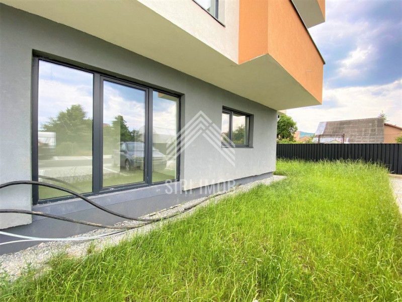  Apartament 3 camere, Floresti, str.Tineretului,gradina,parcare,PRIMA INCHIRIERE