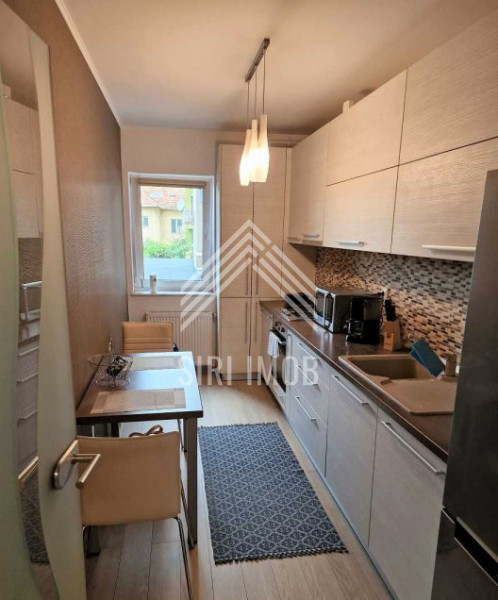 Apartament central cu o camera, balcon si parcare subterana in complex Platinia