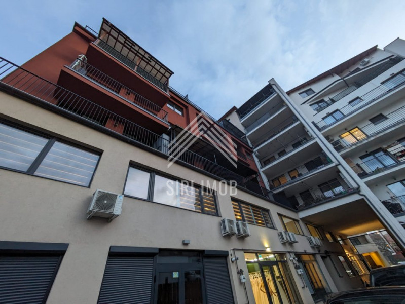 Apartament central de lux cu 3 camere, balcon generos si parcare subterana 
