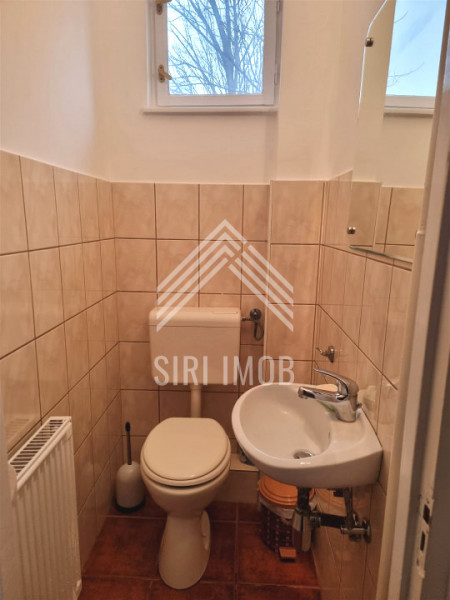 Apartament cu 3 camere decomandate, 2 balcoane si parcare in Plopilor