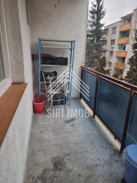 Apartament cu 3 camere decomandate, 2 balcoane si parcare in Plopilor